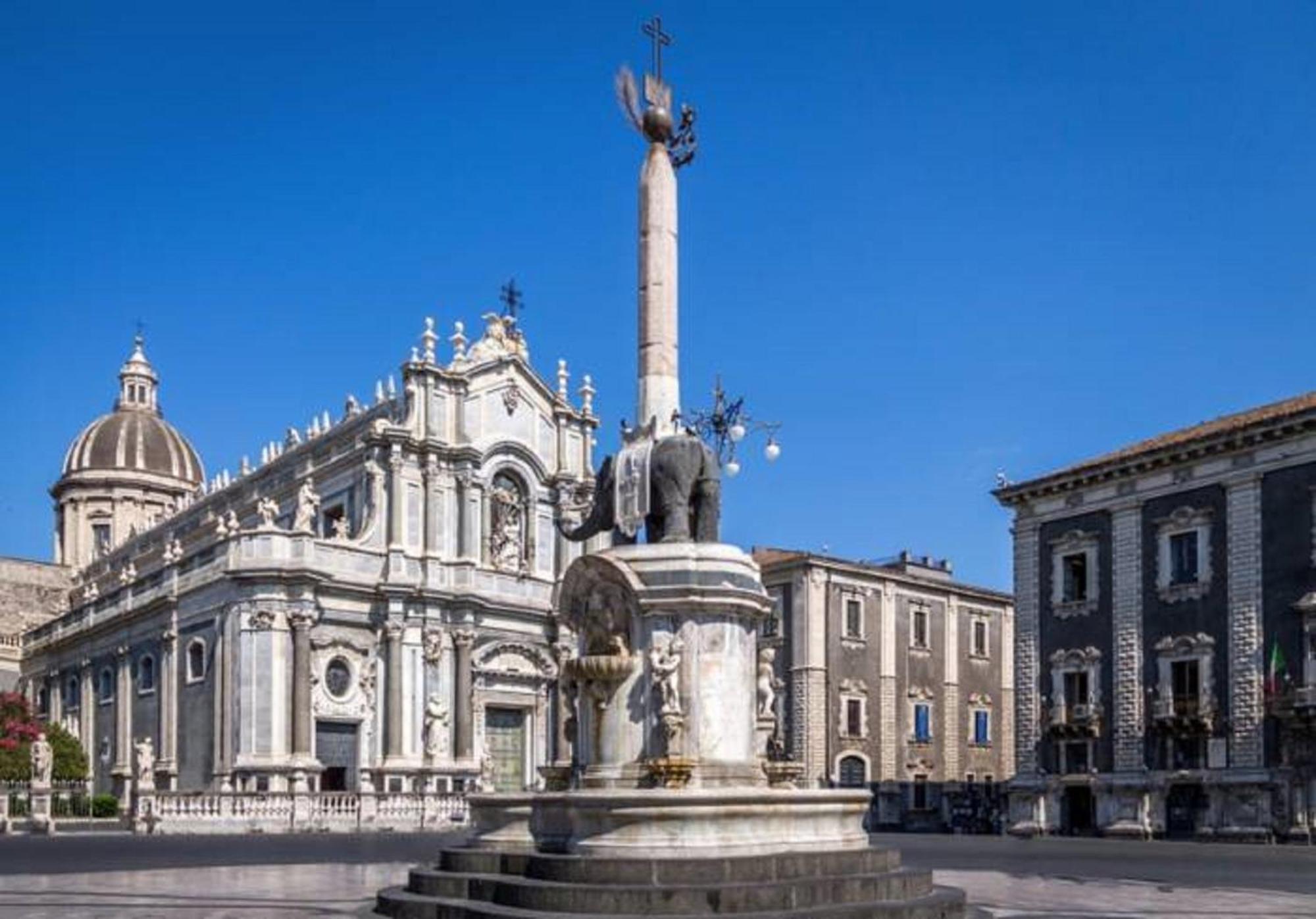 Catania Apartment Borgo Suite Autonomous Екстер'єр фото